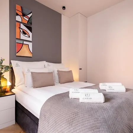 Flatbook - Granaria Ii Old Town Apartment Danzig