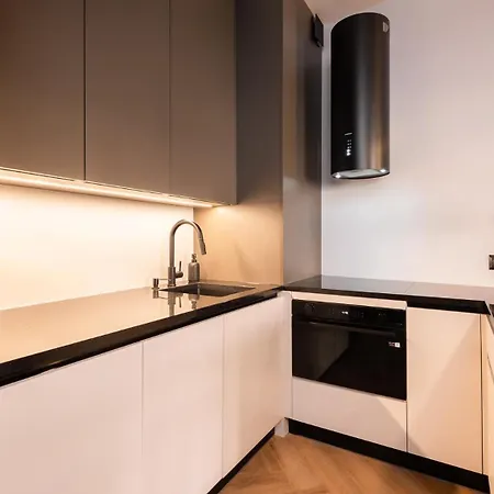 Flatbook - Granaria Ii Old Town *