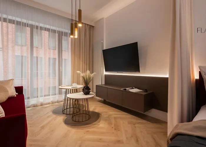 Flatbook - Granaria Ii Old Town *